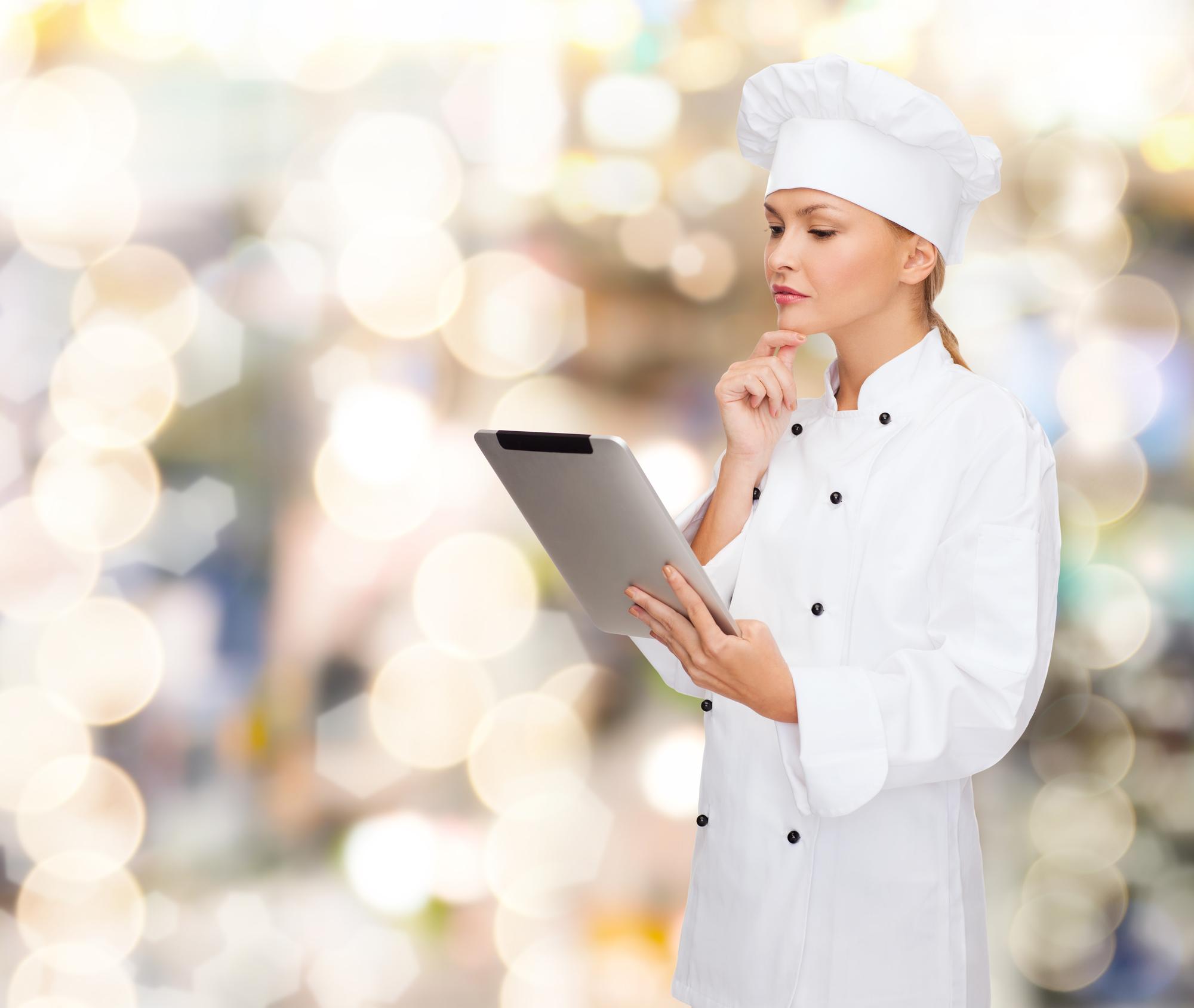 Duża scena: przygotowanie menu degustacyjnego z monitorami parametrów